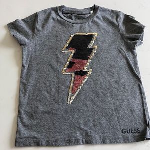 Guess boys lightning bolt reverse sequence T-shirt size 6